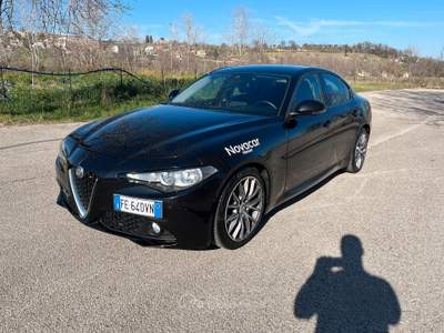 Alfa Romeo Giulia 2,2 D 150 CV SUPER AT8 usata Giulianova