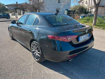 Alfa Romeo Giulia 2,2 D 150 CV SUPER AT8 usata Giulianova