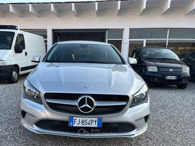 Mercedes-Benz CLA SHOOTING BRAKE Automatic Premium Argento usata Vedelago