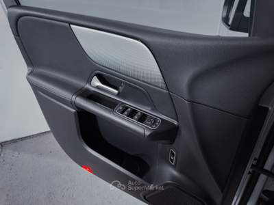 Mercedes-Benz Classe B MERCEDES-BENZ Classe B 200d Executive Argento usata Faenza