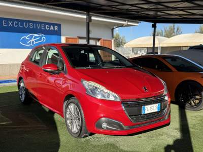 Peugeot 208 208 I 2015 5p 1.2 puretech Active 82cv Rosso usata Castel Gandolfo