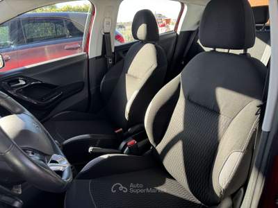 Peugeot 208 208 I 2015 5p 1.2 puretech Active 82cv Rosso usata Castel Gandolfo