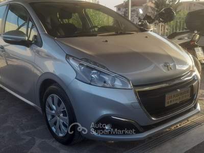 Peugeot 208 5p. GPL Argento usata Castel Gandolfo