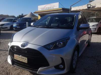 Toyota Yaris 5 porte Lounge Argento usata Castel Gandolfo