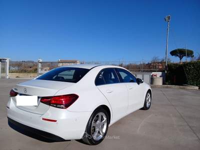 Mercedes-Benz Classe A Mercedes-Benz A 180 A 180 d Business auto PROMO FINANZIAMENTO Bianco usata SAN MARTINO VALLE CAUDINA