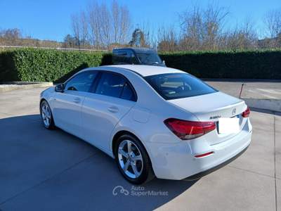 Mercedes-Benz Classe A Mercedes-Benz A 180 A 180 d Business auto PROMO FINANZIAMENTO Bianco usata SAN MARTINO VALLE CAUDINA
