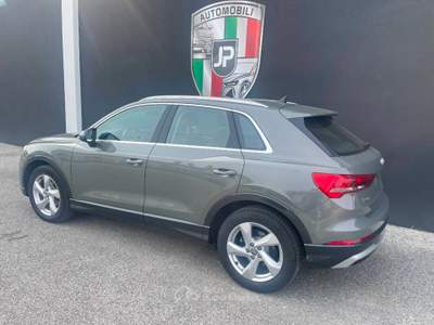Audi Q3 35 2.0 tdi Business Advanced s-tronic Grigio usata Vedelago