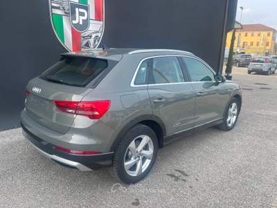 Audi Q3 35 2.0 tdi Business Advanced s-tronic Grigio usata Vedelago