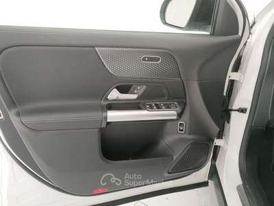 Mercedes-Benz GLA Gla 200 d progressive advanced plus auto Bianco usata Livorno