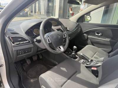 Renault Mégane Mégane 1.5 dCi 110CV SporTour Attractive Argento usata RENDE