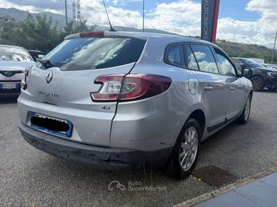 Renault Mégane Mégane 1.5 dCi 110CV SporTour Attractive Argento usata RENDE