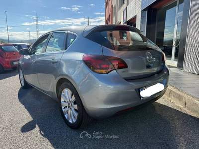 Opel Astra Astra 1.7 CDTI 110CV 5 porte Cosmo Argento usata RENDE