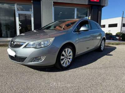 Opel Astra Astra 1.7 CDTI 110CV 5 porte Cosmo Argento usata RENDE