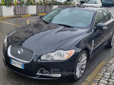 Jaguar XF 2.7D V6 Luxury Nero usata Torino