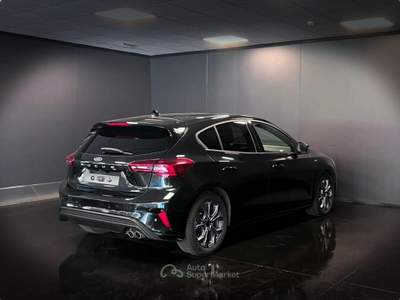 Ford Focus 1.5 EcoBlue 115 CV automatico 5p. ST-Line Nero usata Arsiè