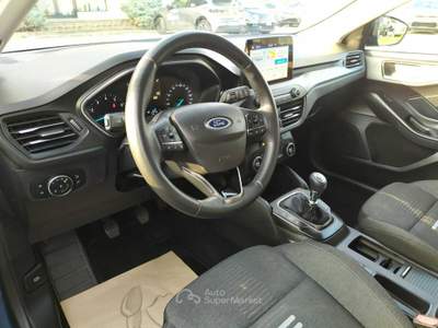 Ford Focus 125 cavalli ecoboost benzina Blu/Azzurro usata Lanciano