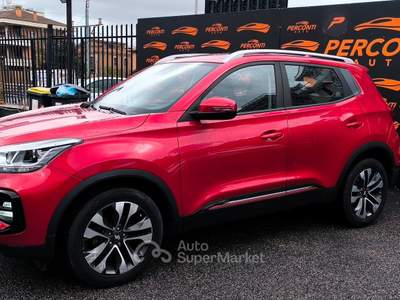 DR 5.0 5.0 CAMERA TETTO PELLE LED Rosso usata Roma