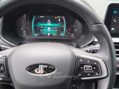 DR 5.0 5.0 CAMERA TETTO PELLE LED Rosso usata Roma