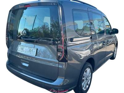 Volkswagen Caddy 2.0 TDI 102 CV Life Grigio usata Oderzo