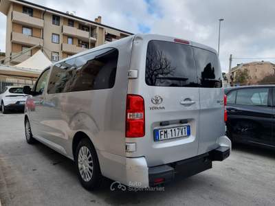 Toyota Proace Verso 1.4D STYLE disabili Grigio usata Altamura