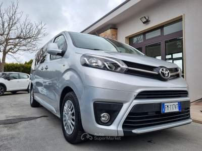 Toyota Proace Verso 1.4D STYLE disabili Grigio usata Altamura