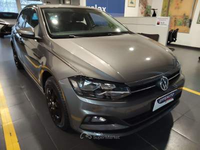 Volkswagen Polo VI 2017 5p 1.6 tdi Highline 95cv DSG Grigio usata Bologna