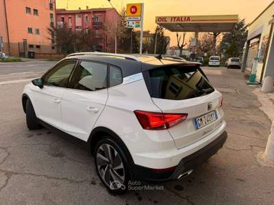 Seat Arona 1.0 ecotsi FR Excelence 95cv NEOPATENTATI ! APPLE CAR PLAY Bianco usata Crevalcore