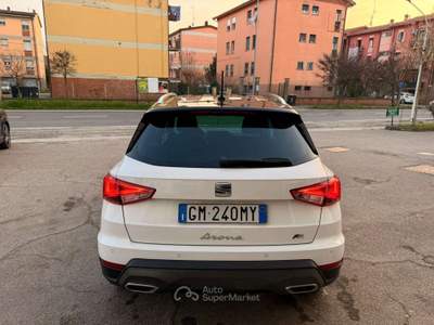 Seat Arona 1.0 ecotsi FR Excelence 95cv NEOPATENTATI ! APPLE CAR PLAY Bianco usata Crevalcore