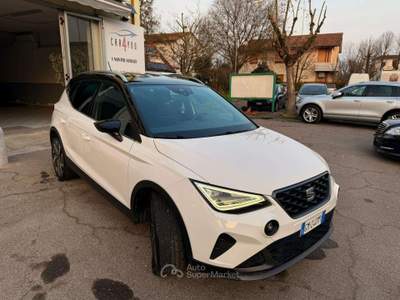 Seat Arona 1.0 ecotsi FR Excelence 95cv NEOPATENTATI ! APPLE CAR PLAY Bianco usata Crevalcore