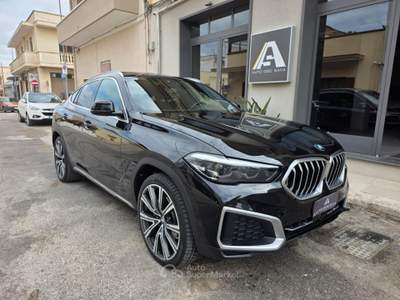 BMW X6 3.0 D X-Drive 48V X-Line+Cerchi 22+Tetto+Luci Ambiente... Nero usata Sava