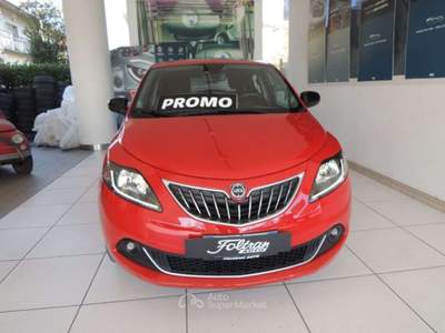 Lancia Ypsilon 1.0 FireFly 5 porte S&S Hybrid Ecochic Gold Rosso usata Venezia