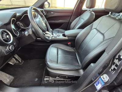 Alfa Romeo Stelvio Unipro, IVA esposta, Tetto, Pelle Nero usata Treviso