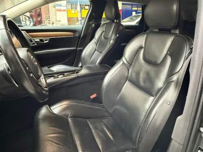 Volvo V90 *MANUTENZIONE VOLVO* Grigio usata Bari
