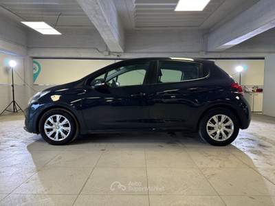 Peugeot 208 Signature PureTech 82cv S/S Grigio usata Milano