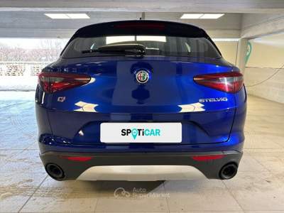 Alfa Romeo Stelvio 2.2 Turbo Diesel 190CV AT8 Q4 Super Blu/Azzurro usata Milano