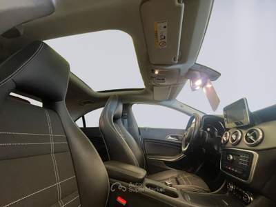 Mercedes-Benz CLA 200 d Automatic Sport Bianco usata MONOPOLI