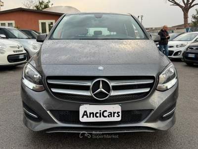 Mercedes-Benz Classe B B 180 d Sport Grigio usata San Giuseppe Vesuviano