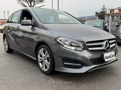 Mercedes-Benz Classe B B 180 d Sport Grigio usata San Giuseppe Vesuviano