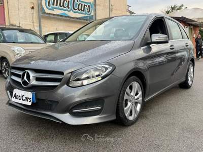 Mercedes-Benz Classe B B 180 d Sport Grigio usata San Giuseppe Vesuviano