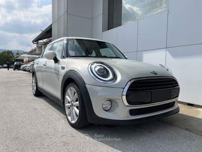 MINI Cooper 1.5 Cooper D 5 porte Argento usata Borgo San Dalmazzo