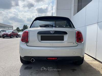 MINI Cooper 1.5 Cooper D 5 porte Argento usata Borgo San Dalmazzo