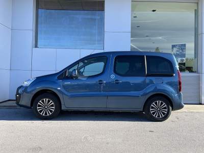 Peugeot Partner Tepee Full Electric Active  Blu/Azzurro usata Borgo San Dalmazzo