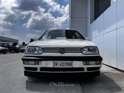 Volkswagen Golf Golf 2.0 16V cat 3 porte GTI Bianco usata Borgo San Dalmazzo