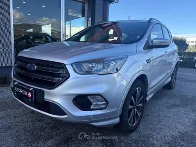Ford Kuga Kuga 2.0 TDCI 120 CV S&S 2WD ST-Line Argento usata RENDE