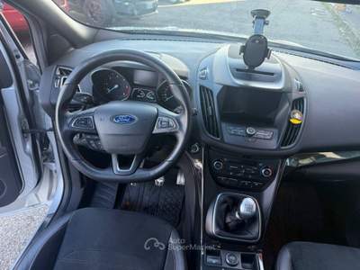 Ford Kuga Kuga 2.0 TDCI 120 CV S&S 2WD ST-Line Argento usata RENDE