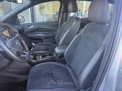 Ford Kuga Kuga 2.0 TDCI 120 CV S&S 2WD ST-Line Argento usata RENDE