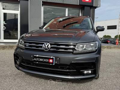 Volkswagen Tiguan Tiguan 1.6 TDI SCR Sport BlueMotion Technology Grigio usata RENDE
