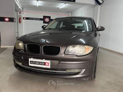 BMW Serie 1 118d 118d cat 5 porte Futura DPF Marrone usata RENDE