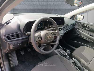 Hyundai i20 3ª serie 1.2 MPI MT Connectline usata BARI