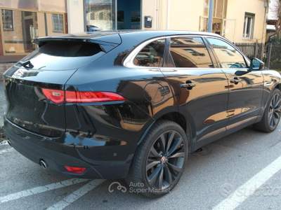 Jaguar F-Pace V6 300 CV AWD aut. Prestige usata FERRARA